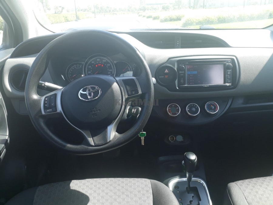 yaris تۆیۆتا 1