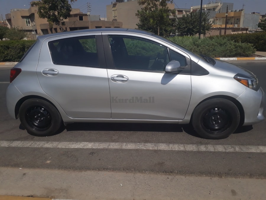yaris تۆیۆتا 4