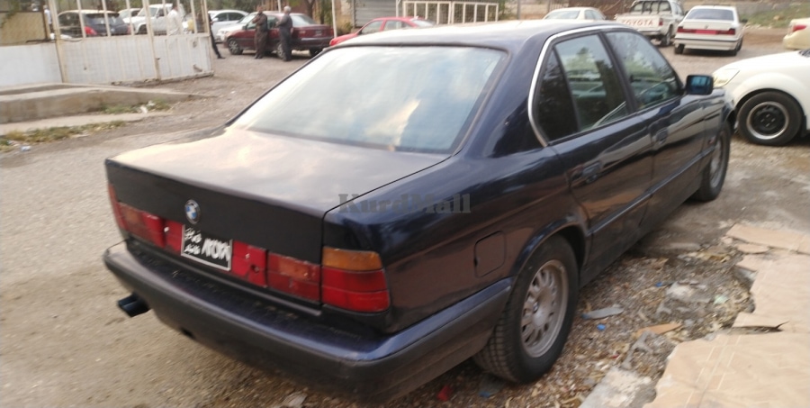 BMW بیئێم 2