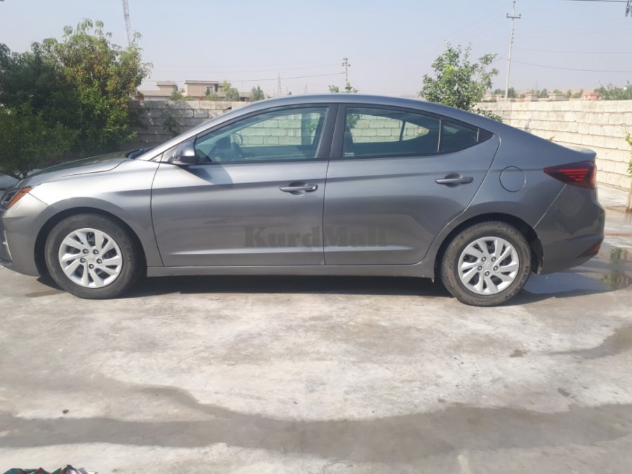 هیۆندای الێنترا هیووندای 1