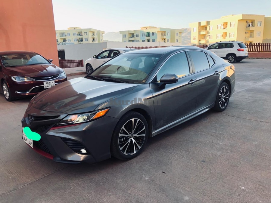 Toyota Camry SE 2018 تۆیۆتا 4