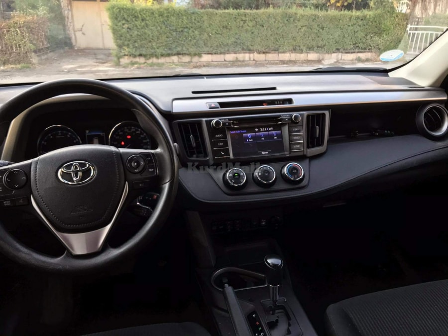 rav4 بۆفرۆشتن یان گۆڕینەوە تۆیۆتا 1