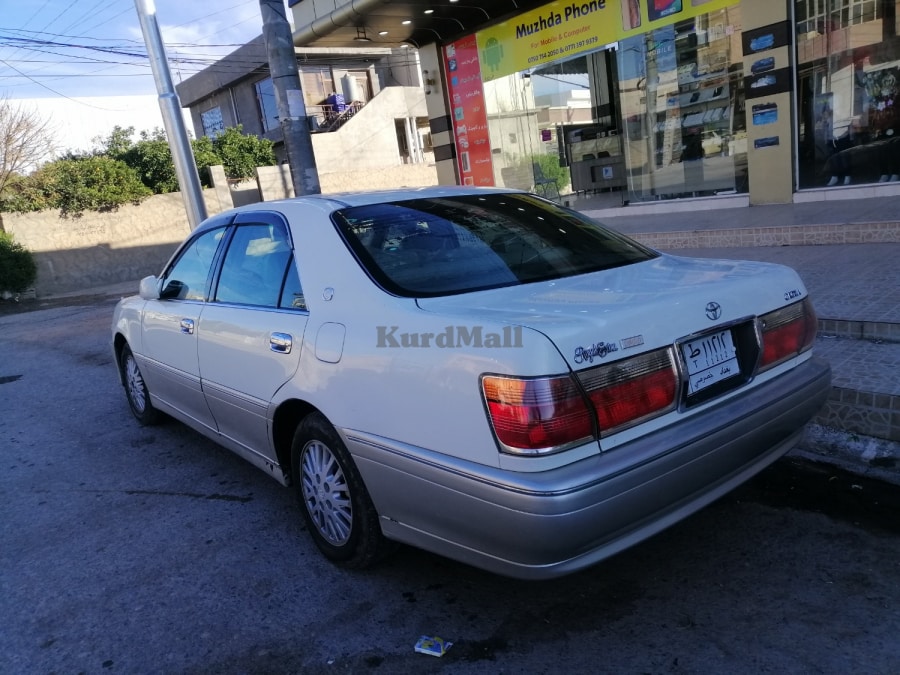 Toyota Crown تۆیۆتا 4