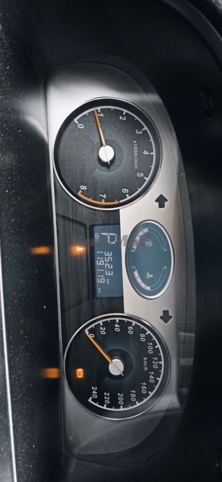 Geely Emgrand EC7