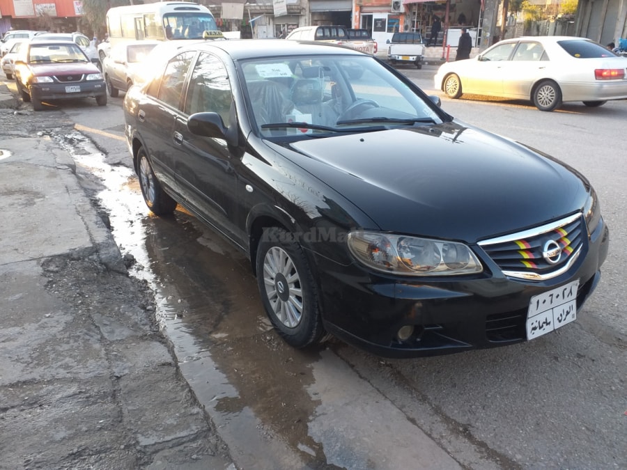 نیسان سەنی یابانی 2010 نیسان 0