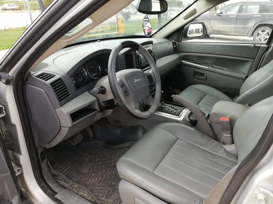 jeep laredo 2017 جیپ 3