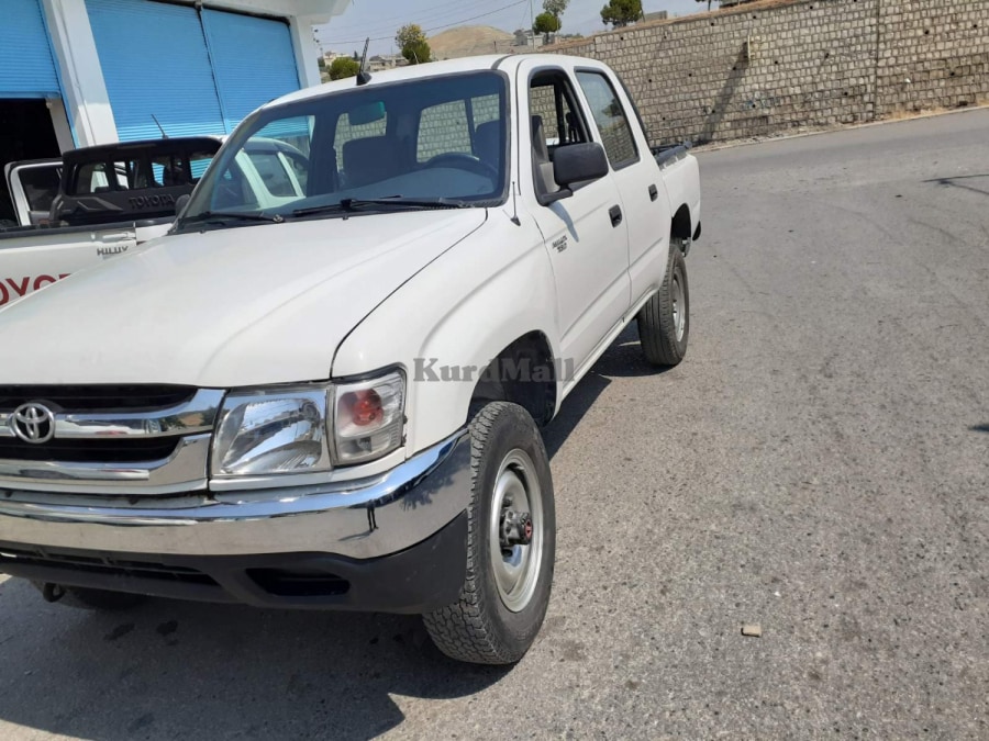 مودیل2003 موزایده امریکی تۆیۆتا 0