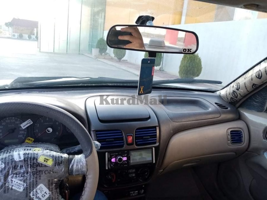 سەنی تەکسی مۆدێل ٢٠٠٢ بۆ فرۆشتن  نیسان 0