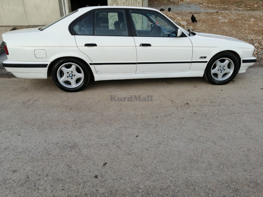 bmw بیئێم 3