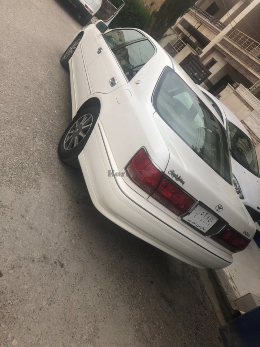  تۆیۆتا 2