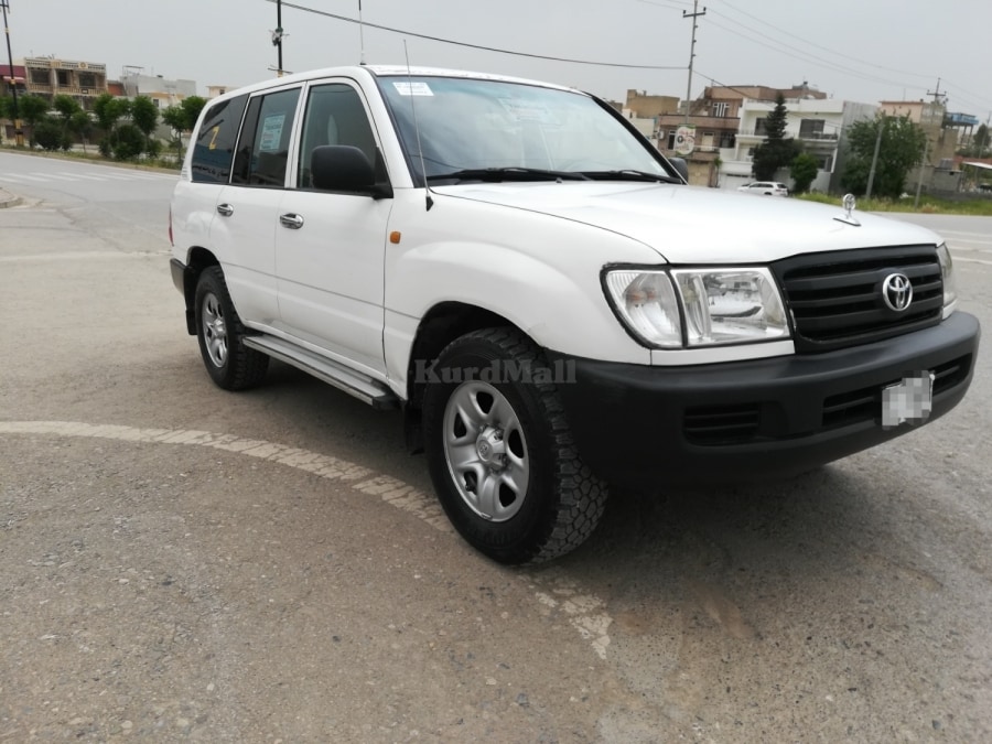 مۆنیکا2002 تۆیۆتا 0