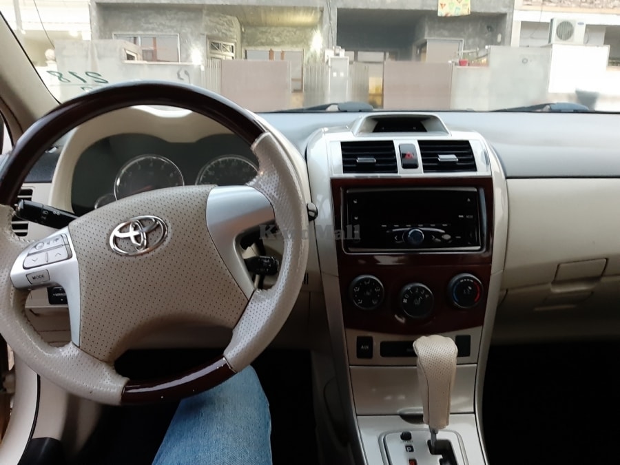 Toyota crolla 2013 تۆیۆتا 0