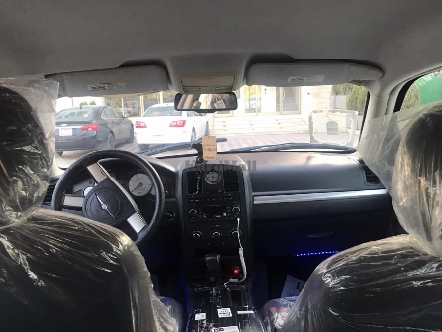 chrysler 300  كرایسلەر 5