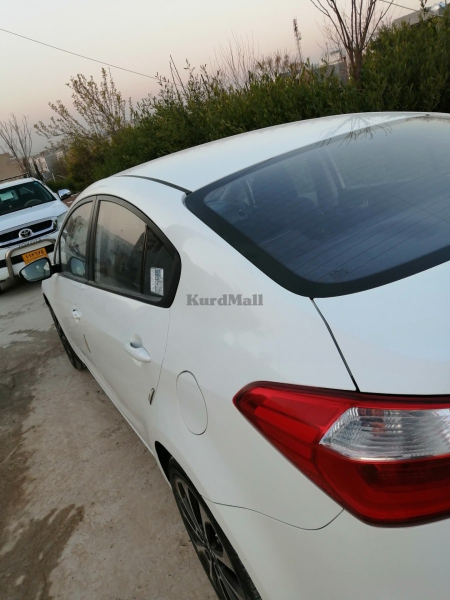 سيراتو کیا 6