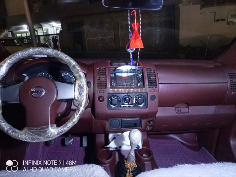 nissan navara نیسان 4