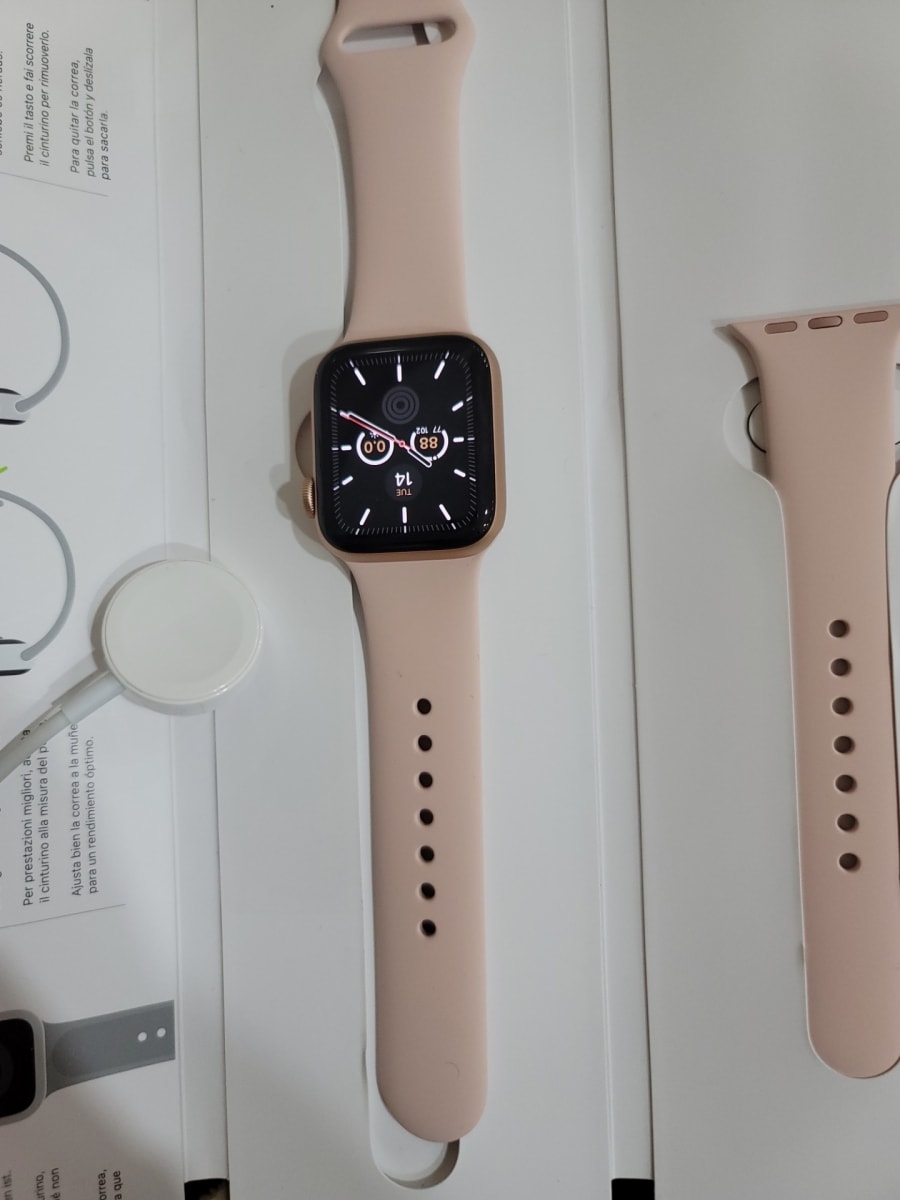 Apple Watch series 6  0