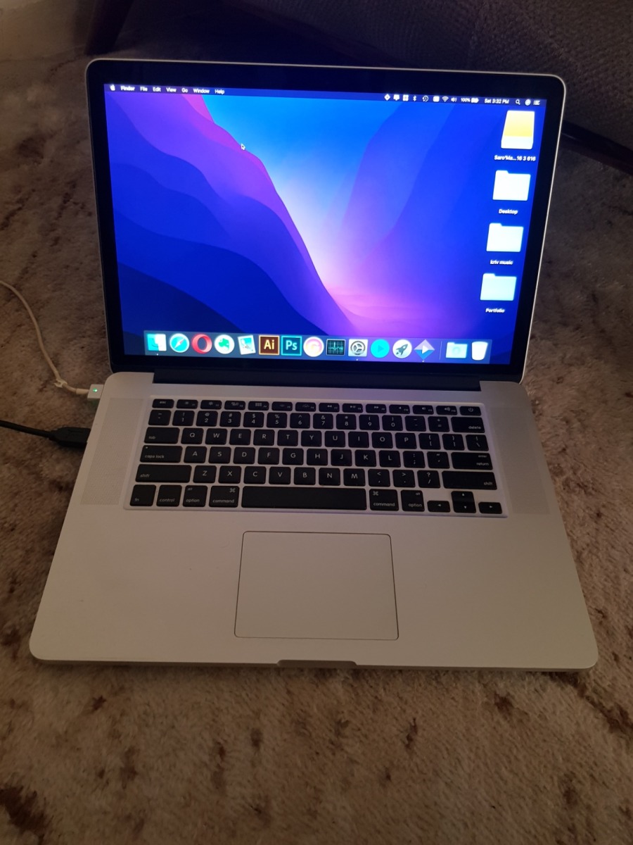 MacBook Pro 15inch  2015  0