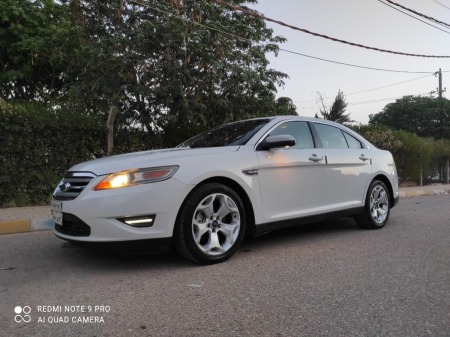 Ford taurus 2011