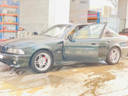 BMW E39 M5